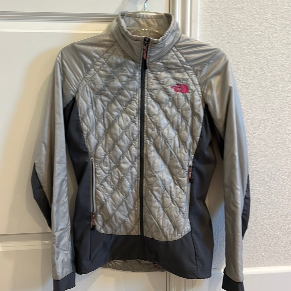The North Face Women Thermoball Grey Jacket